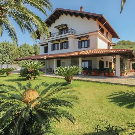 度假居 Emeliarco 卡帕乔-帕埃斯图姆