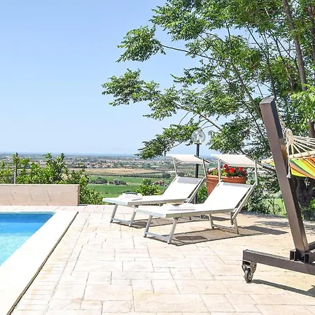 Emeliarco 卡帕乔-帕埃斯图姆