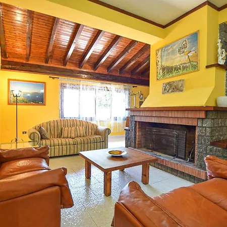 Holiday home Emeliarco *